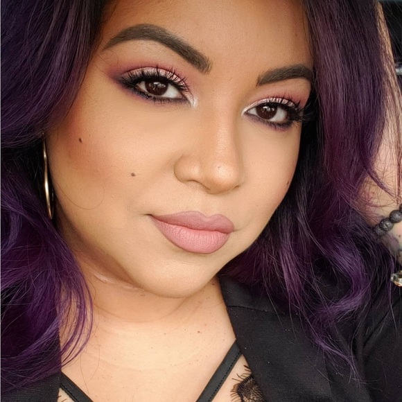 🧞‍♂️LE🧞‍♂️MAC Aladdin Collection Matte Lipstick- Princess Incognito - Picture 7 of 16